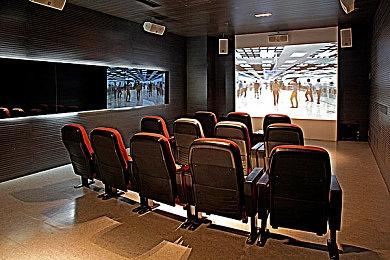 育碧发布《彩虹六号：异种》干员演示视频 VIGIL暗中行事